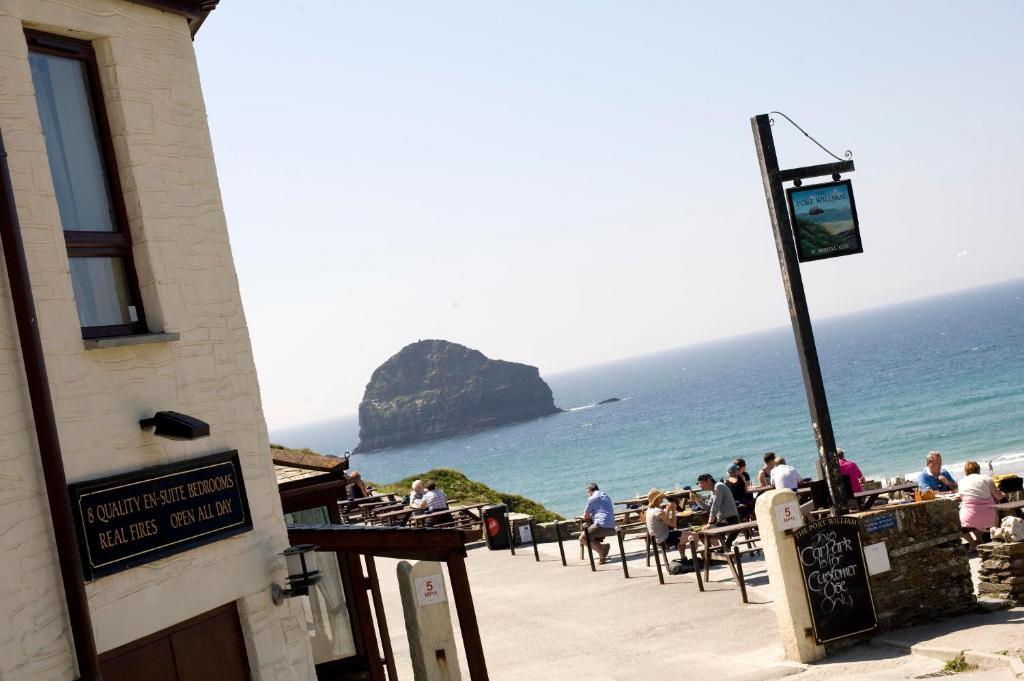 Port William Inn Tintagel Extérieur photo